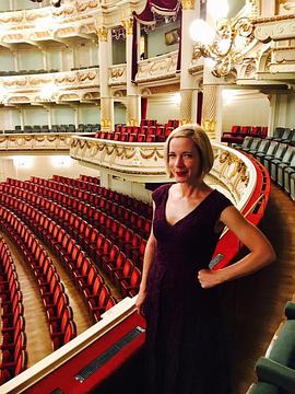 露西·沃斯利之歌剧之夜免费观看